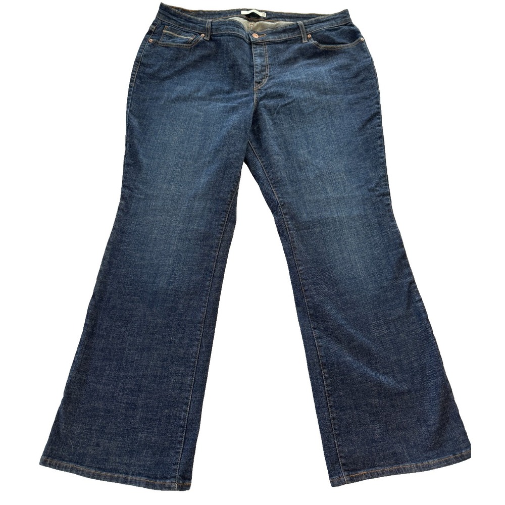 Levis Women 22 M Bootcut 580 Jeans Dark Wash Embellished Pocket detail 30 Inseam